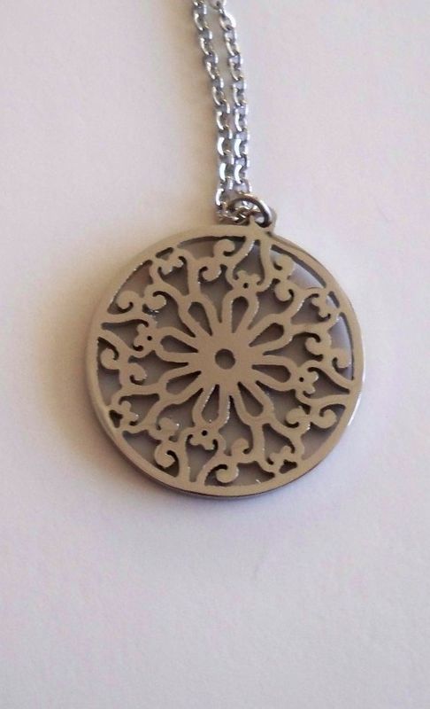 Stålhalsband Mandala