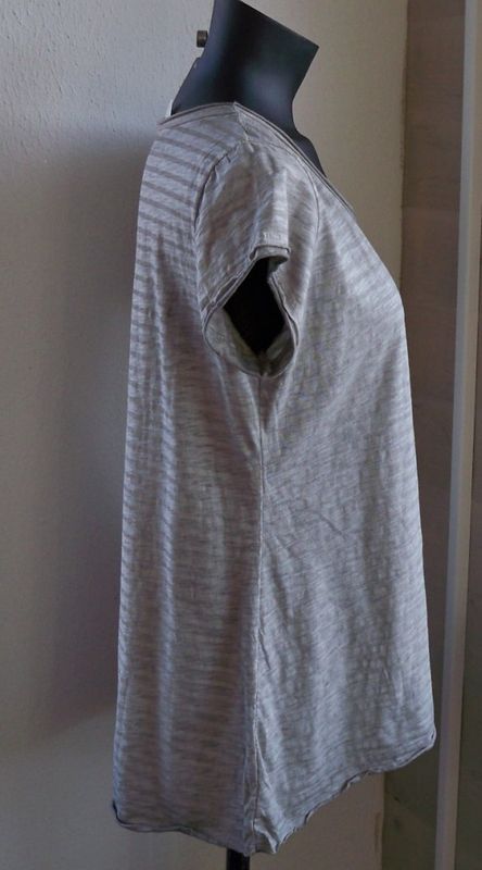 Stentvättad T-shirt Grå