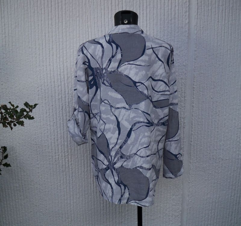 Grå Vit Mönstrad Linneblus Med Lång Ärm