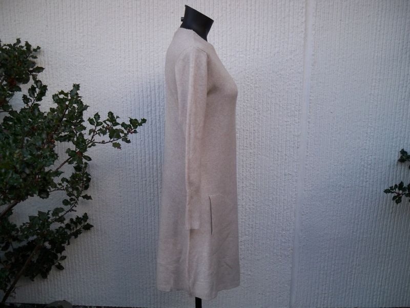 Naturbeige Stickad Klänning med lång ärm