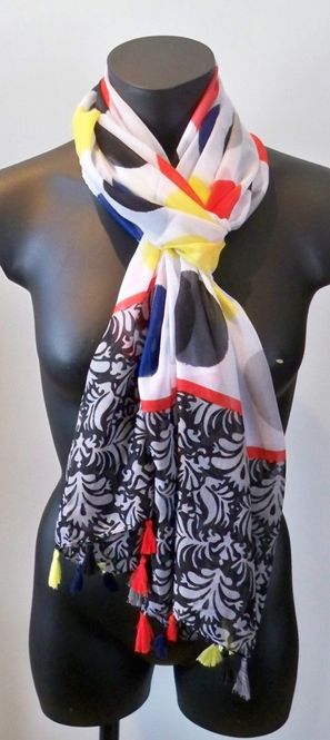 Huvudbild Scarf med stora prickar.  Bit'avant
