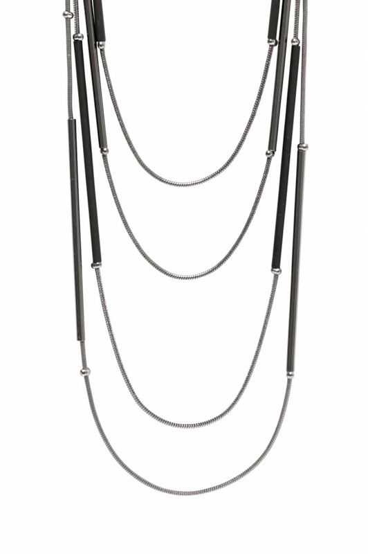 Långt Halsband Julie Hematit Dansk Smykkekunst