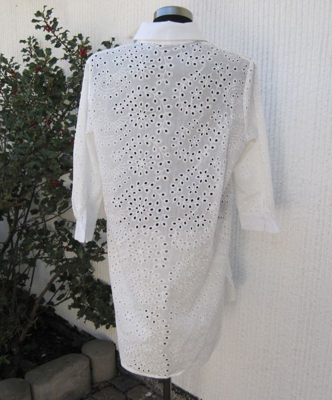 Vit lång brodyrblus långskjorta