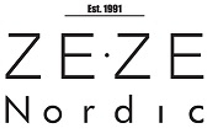 Marinblå Spetsklänning. Ze-Ze