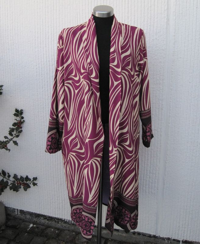 Mönstrad Kappa Kimono Lila Cremevit